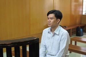 Trộm tiền bỏ vào máy ATM, lãnh án 19 năm tù