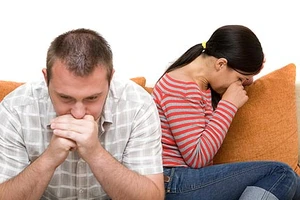 Vợ chồng chiến tranh lạnh vì về Tết nội hay ngoại