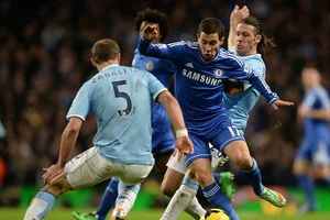 Hazard khiến M.U, Man City tiếc nuối