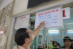 Đà Nẵng: Vắc xin "cháy hàng" do nhu cầu tăng đột biến