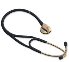 Nguy cơ nhiễm khuẩn từ ống nghe và bàn tay bác sĩ