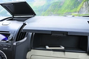 Làm gì khi ắc quy ôtô bỗng dưng “chết” sau 1 đêm?