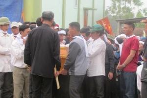 Tử vong sau tiêm thuốc hen suyễn tại hiệu thuốc tây