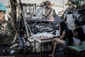 Hơn 5.000 người mất nhà vì 1 cây nến