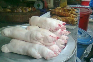 Móng giò trắng muốt nhờ hóa chất tẩy trắng