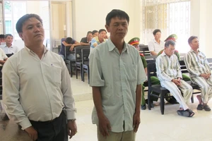 Nguyên phó công an huyện bị đề nghị 30-36 tháng tù vì đưa hối lộ 