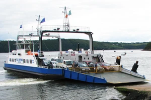 Nguyên tắc sống còn khi ôtô qua phà