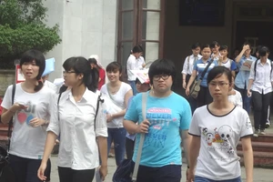 Gợi ý đáp án môn Lịch sử, Sinh học và Ngoại ngữ