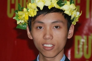 Bố mẹ phụ hồ nuôi con đoạt HCV Olympic Toán quốc tế