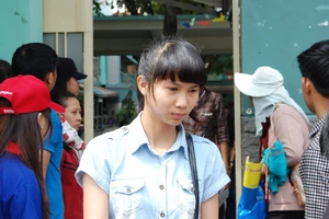 Kỳ thi CĐ 2014: Đề toán dễ, thí sinh rời phòng thi sớm