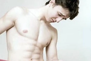 Cách sơ cứu khẩn cấp khi 'cậu nhỏ' gặp tai nạn