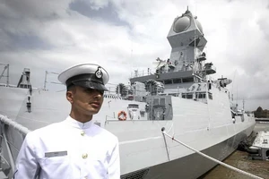 Hải quân Ấn Độ nhận tàu khu trục 'khủng'