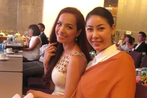 Hoa hậu Hà Kiều Anh đọ sắc với người mẫu Thúy Hạnh