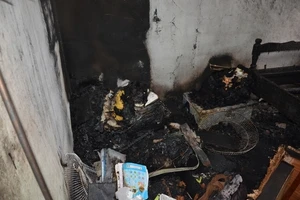 Bị bệnh hoang tưởng, người đàn ông tự thiêu