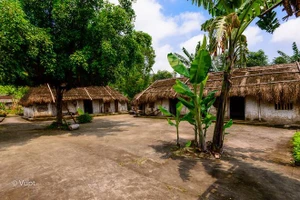 Nhà chị Dậu giữa không gian làng cổ Ninh Bình