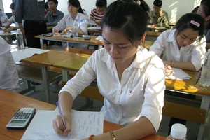 Điểm thi THPT quốc gia: Phổ điểm cao nhưng vẫn nhiều điểm liệt