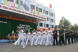Chùm ảnh: Hoành tráng lễ khai giảng năm học mới của Học viện Hải quân