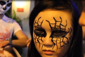 Clip 'ma quỷ' xuất hiện ở khu phố Tây trong đêm Halloween 