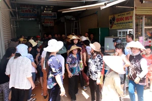 Sẽ thu hồi văn bản cấm công chức đi chợ cũ Di Linh