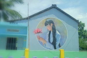 Độc đáo ngôi làng bích họa ở TP Tam Kỳ