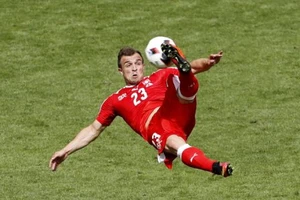 Siêu phẩm của Xherdan Shaqiri đẹp nhất Euro 2016? 