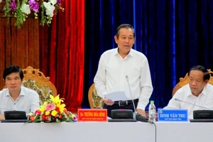 2 công ty vàng nợ thuế hơn 430 tỉ đồng: Không nộp thì dứt khoát không cấp phép