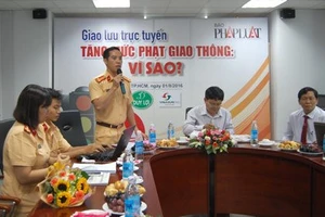 Toàn cảnh giao lưu trực tuyến 'Tăng mức phạt giao thông: Vì sao?'