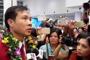 Clip Xạ thủ Hoàng Xuân Vinh nói về phát súng 'định mệnh'