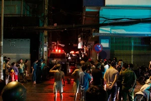 Clip: Hiện trường vụ cháy nhà ở quận 3 làm 6 người chết