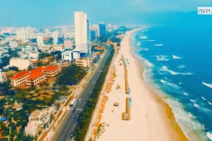 Toàn cảnh TP Đà Nẵng nhìn từ trên cao quay bằng flycam