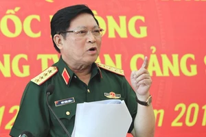 Bộ trưởng Quốc phòng: 'Sẵn sàng thu hồi đất sân golf'