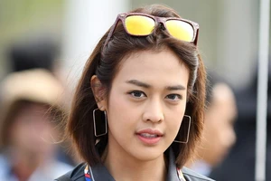 Nữ phóng viên xinh đẹp của đoàn Thái Lan tại SEA Games 