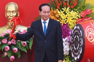 Video: Chủ tịch nước đánh trống khai giảng năm học mới