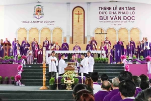 Đức Tổng Phaolô luôn giữ tinh thần đối thoại cứu độ