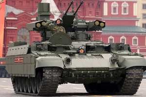 Nga diễu binh mừng Ngày Chiến thắng trên Quảng trường Đỏ