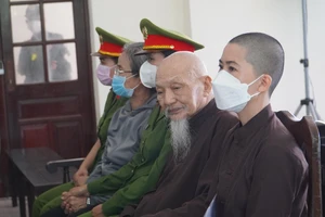 Bị cáo Lê Tùng Vân tiếp tục vắng mặt tại phiên tòa xét xử phúc thẩm vụ Tịnh thất Bồng Lai