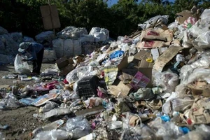 Long An: Một phụ nữ bị sát hại tại bãi rác gần biên giới Campuchia