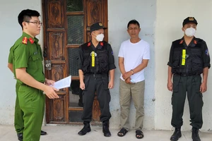 Khởi tố bị can, bắt tạm giam giám đốc Trung tâm dạy nghề Hàng Giang về tội “ nhận hối lộ”