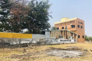 Công an Long An tiếp tục làm việc với nhóm người tại Tịnh thất Bồng Lai