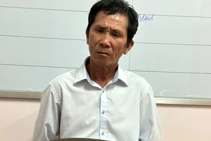 Khởi tố người đàn ông dùng cây đánh chết 1 phụ nữ hàng xóm 