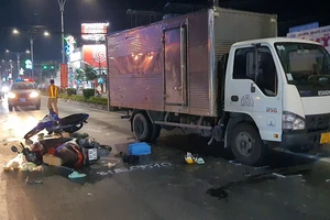 Tai nạn trên quốc lộ 60 làm 5 người trọng thương