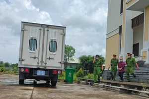 Lãnh án tù vì chém chết anh họ sàm sỡ vợ