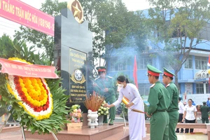 Long An kỷ niệm 75 năm chiến thắng trận Mộc Hóa