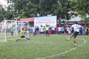 Sôi nổi hội thao truyền thống ngành Thông tin và Truyền thông
