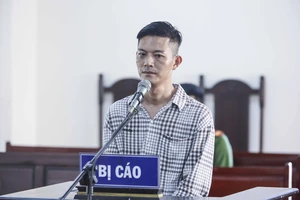 Bùi Hoàng Hiệp bị đưa ra Xét xử vụ đưa người vượt biên từ tin báo của Báo Pháp Luật TP.HCM