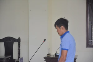 Lãnh 7 năm tù vì buôn lậu 39kg vàng