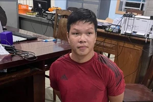 Nợ nần do thua cờ bạc, bắt con của bạn thân đòi 2 tỷ tiền chuộc