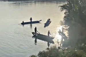 Long An: Phát hiện thi thể nam giới nổi trên sông Rạch Dừa