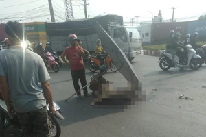 Va chạm với xe tải, người đàn ông đi xe máy tử vong tại chỗ
