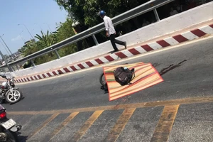 Va chạm với xe tải, 2 học sinh thương vong